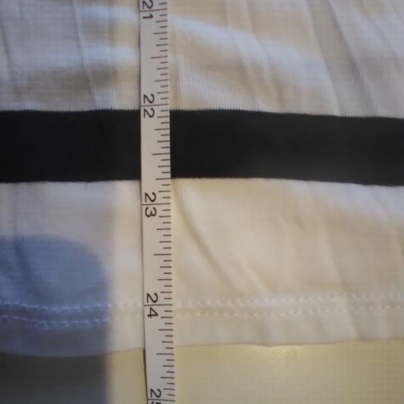 💎Halogen Black & White Back Keyhole Tank Top Sz M NWT💎 - Picture 13 of 15